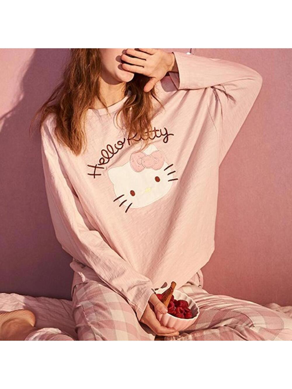 Hello Kitty Lounge Set